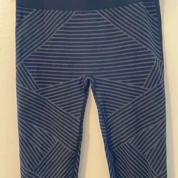❤️2/$50❤️NWOT [Y14]  Ivivva Breath Love Seamless Legging - Picture 2 of 7